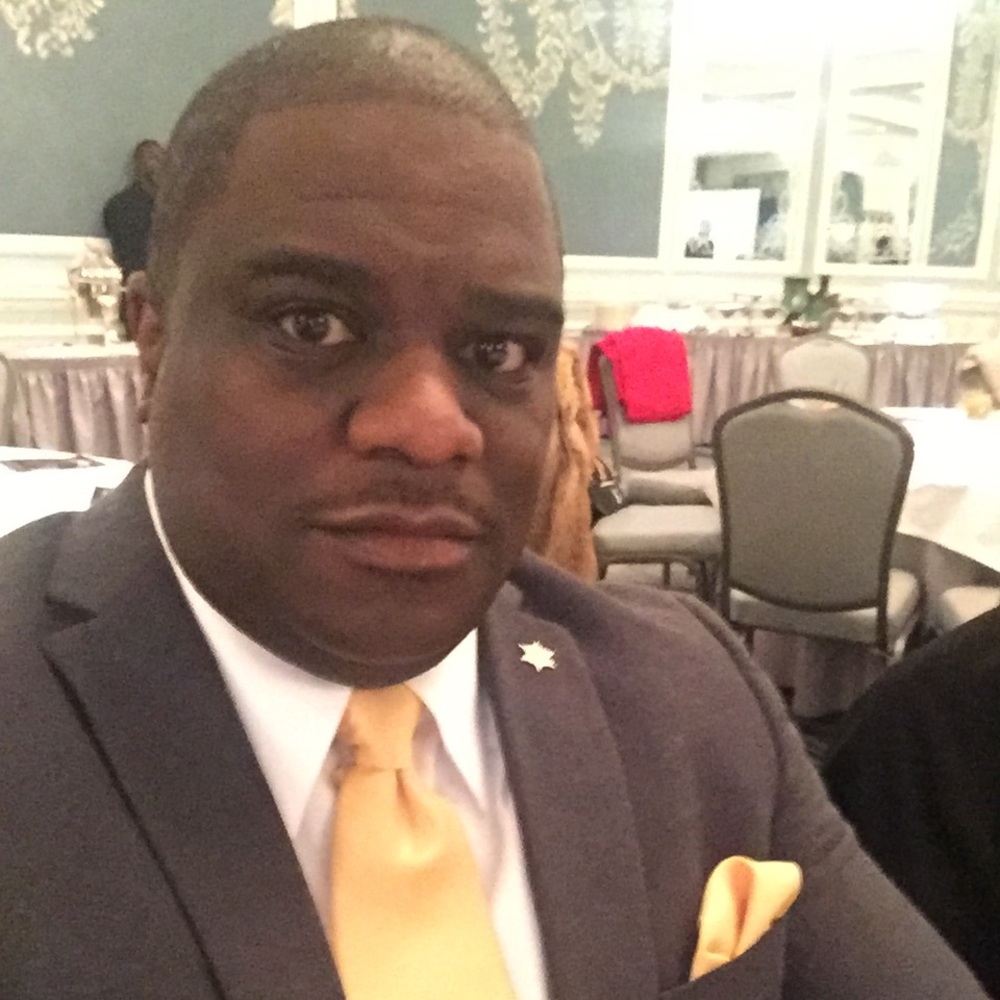 Meet your Posher, Cavin